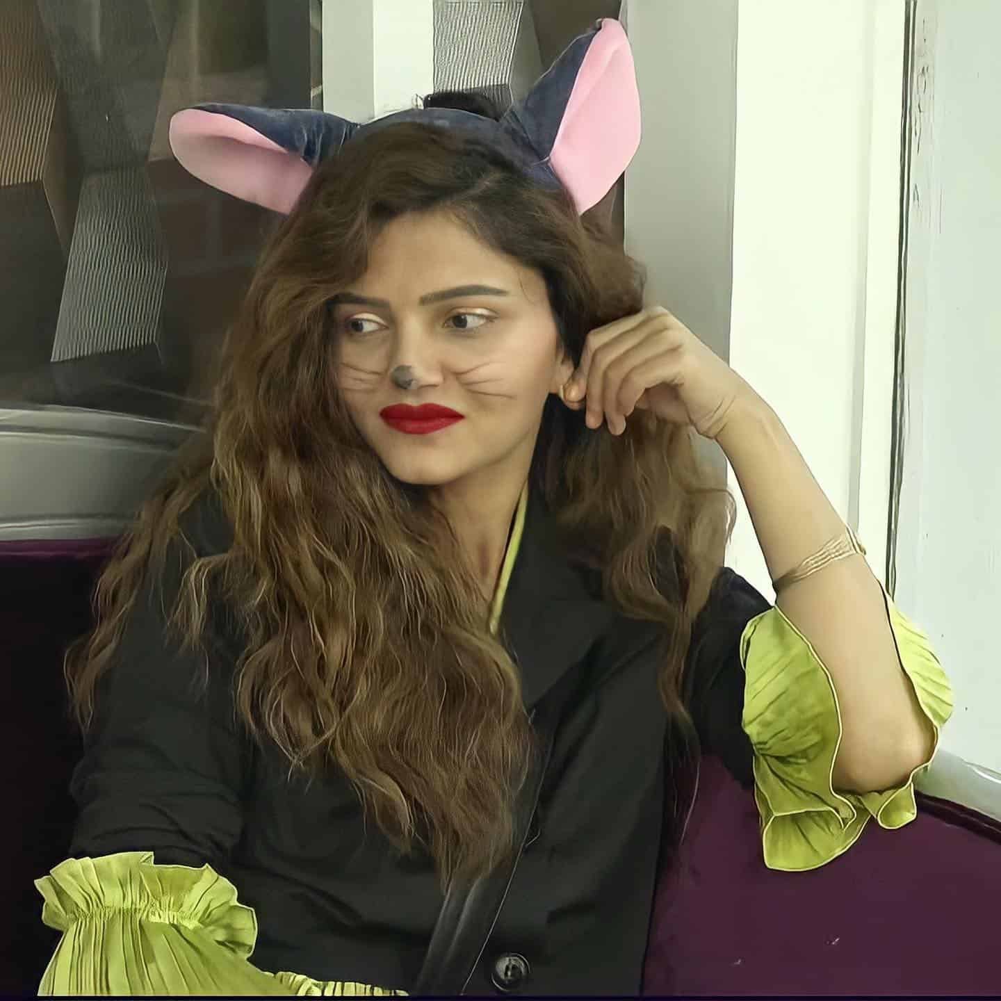 Rubina Dilaik Photo Gallery