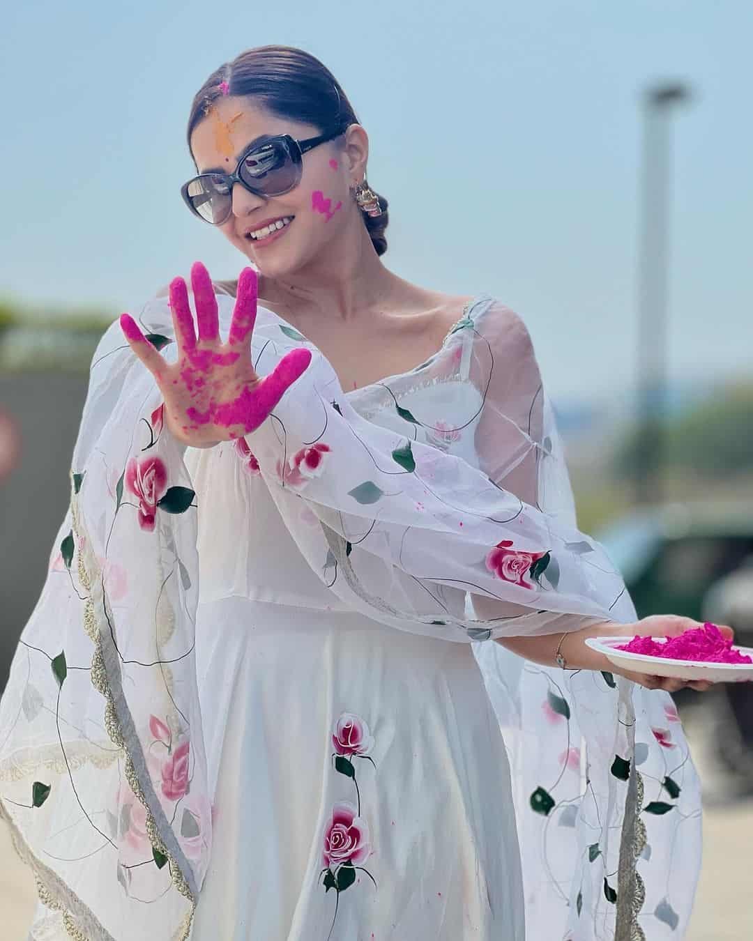 Rubina Dilaik Images