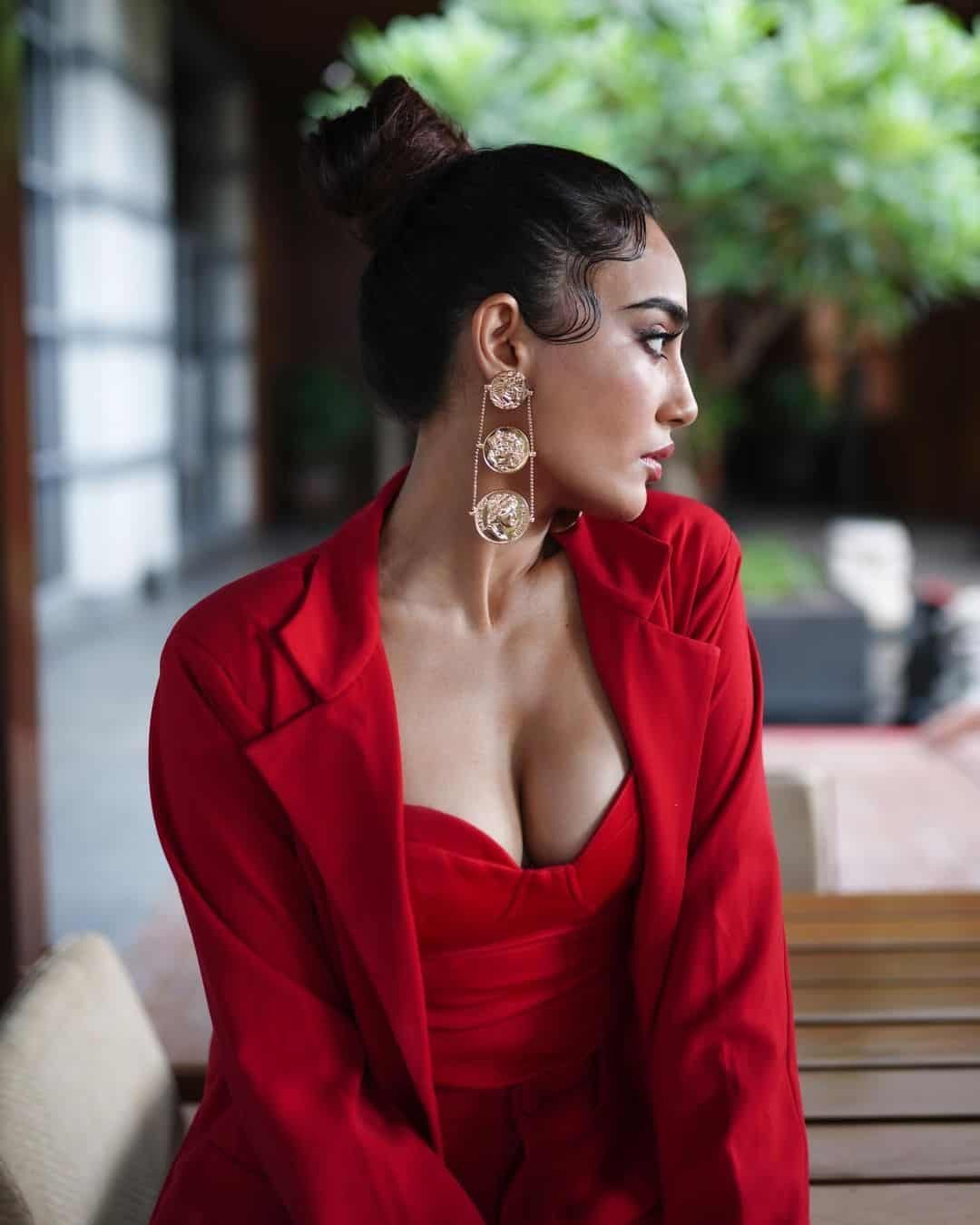 Surbhi Jyoti Photos