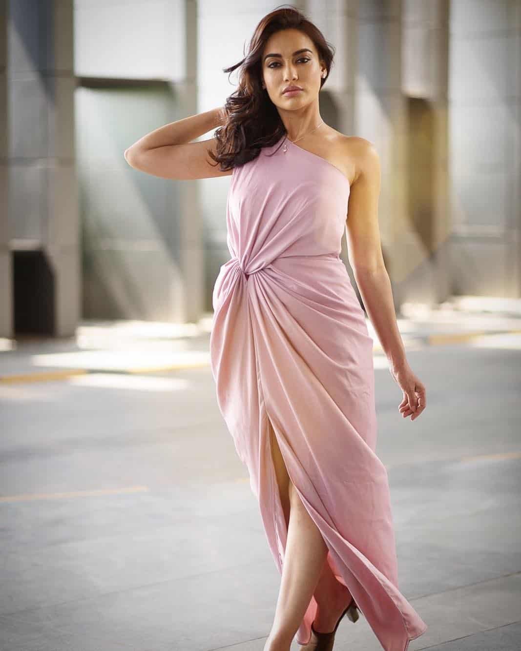 Surbhi Jyoti Photos HD