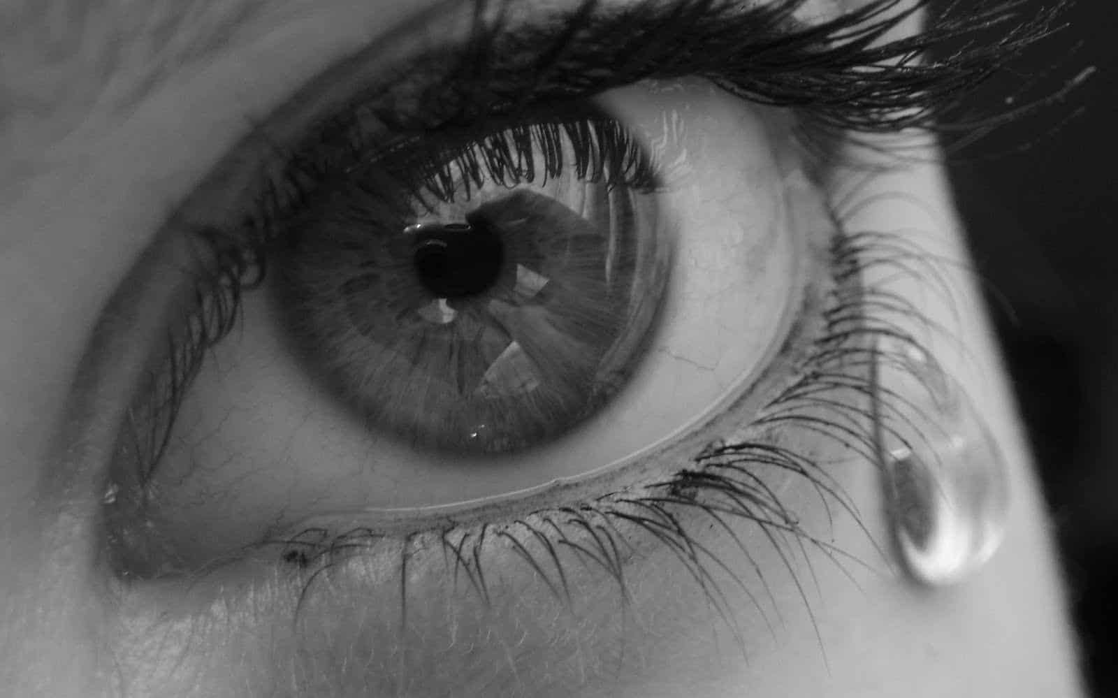 Sad Crying Eyes DP