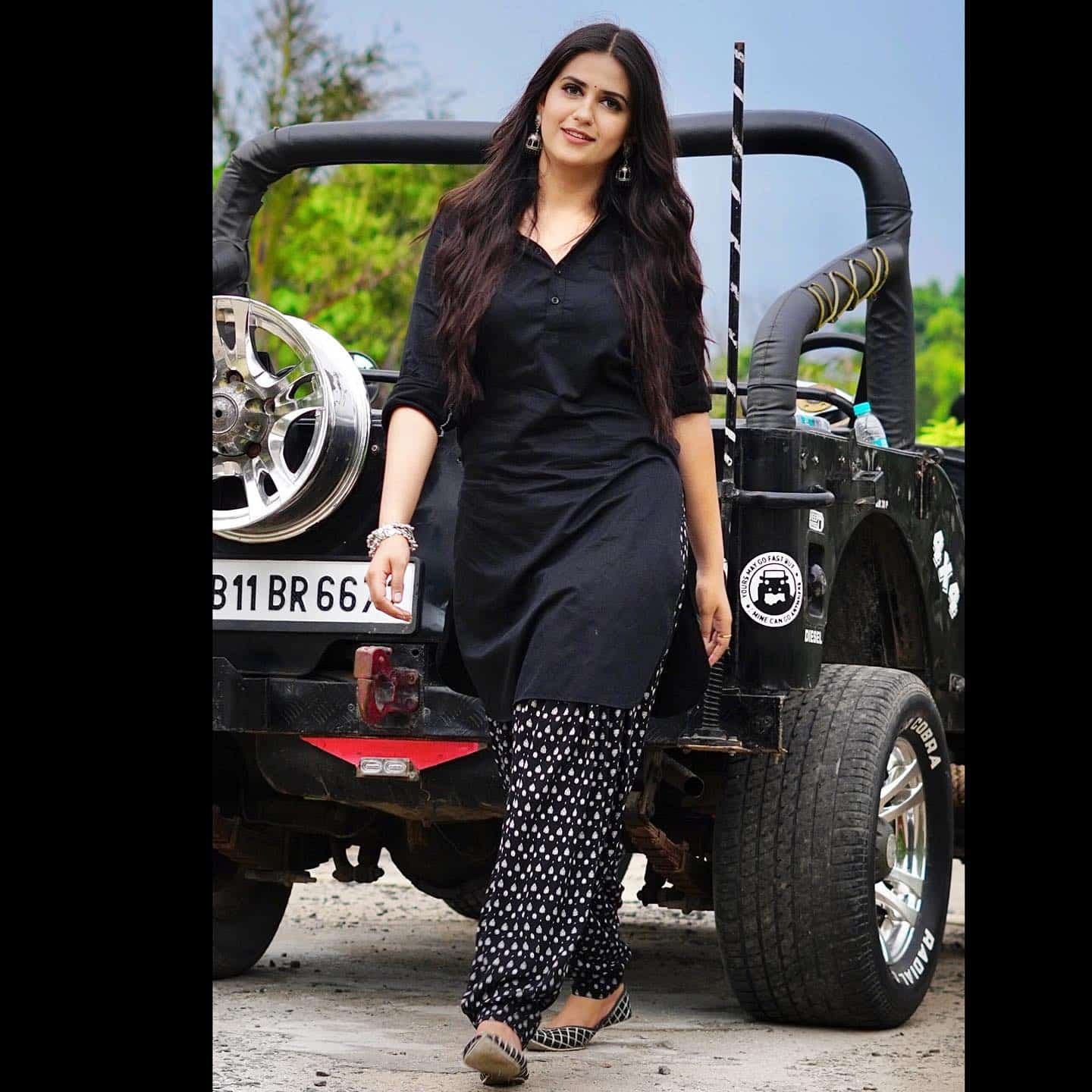 Pranjal Dahiya Photo HD