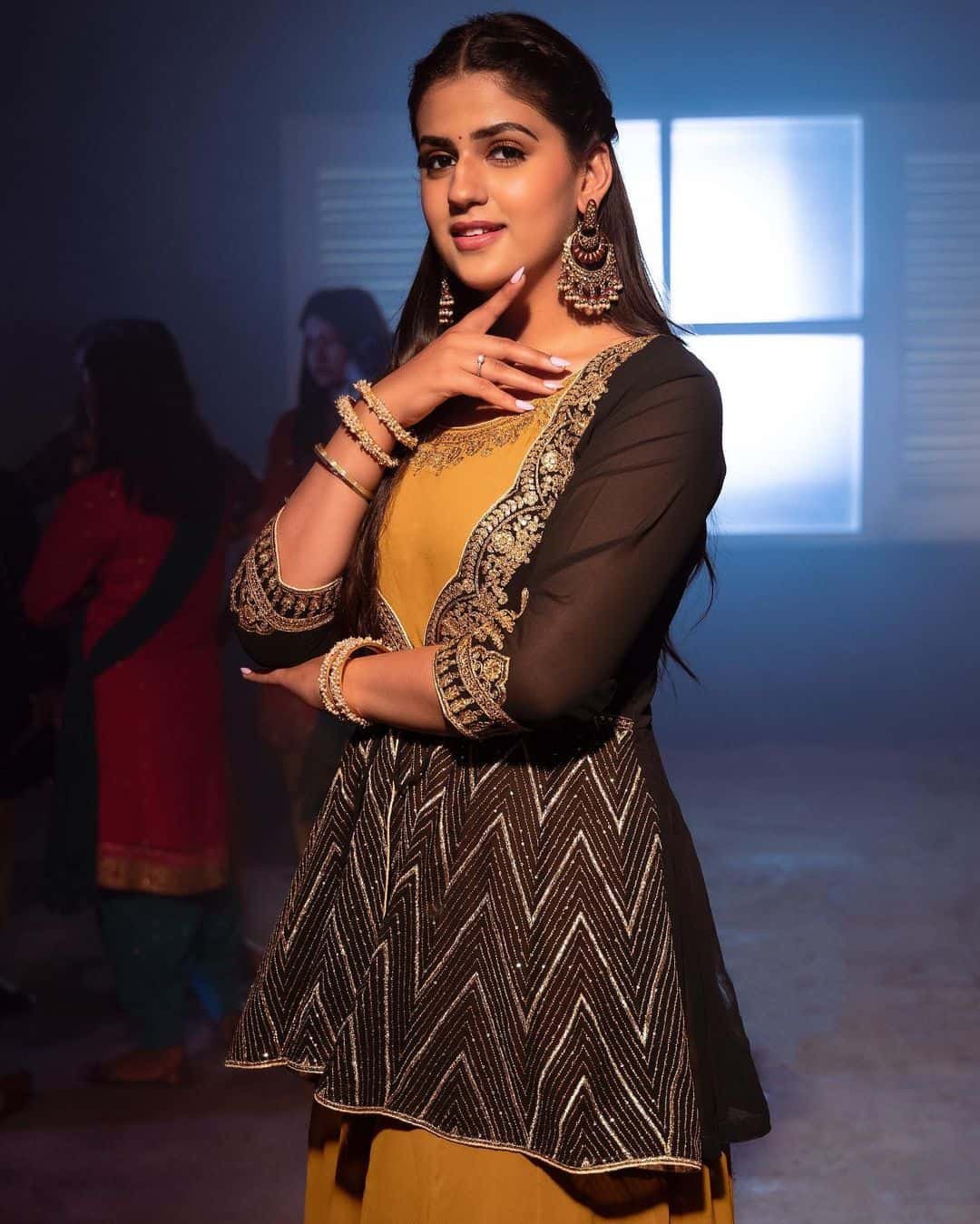 New Pranjal Dahiya Photo