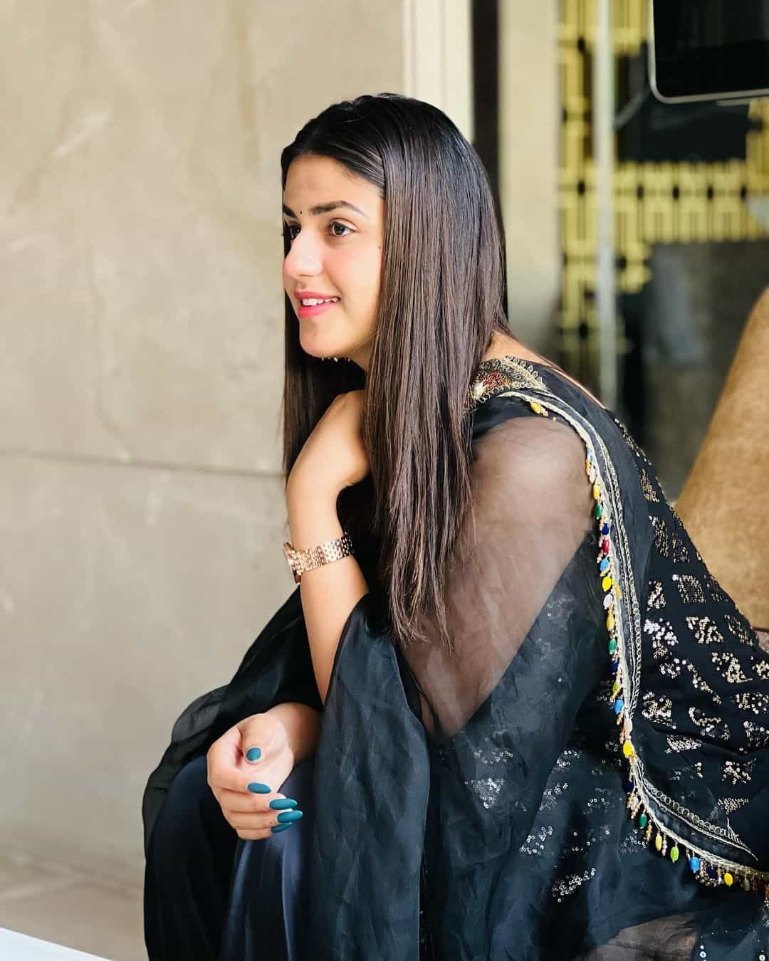 Pranjal Dahiya Images