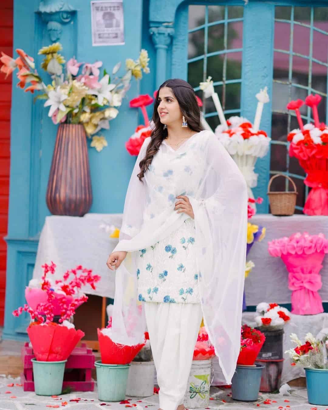 Pranjal Dahiya Pics