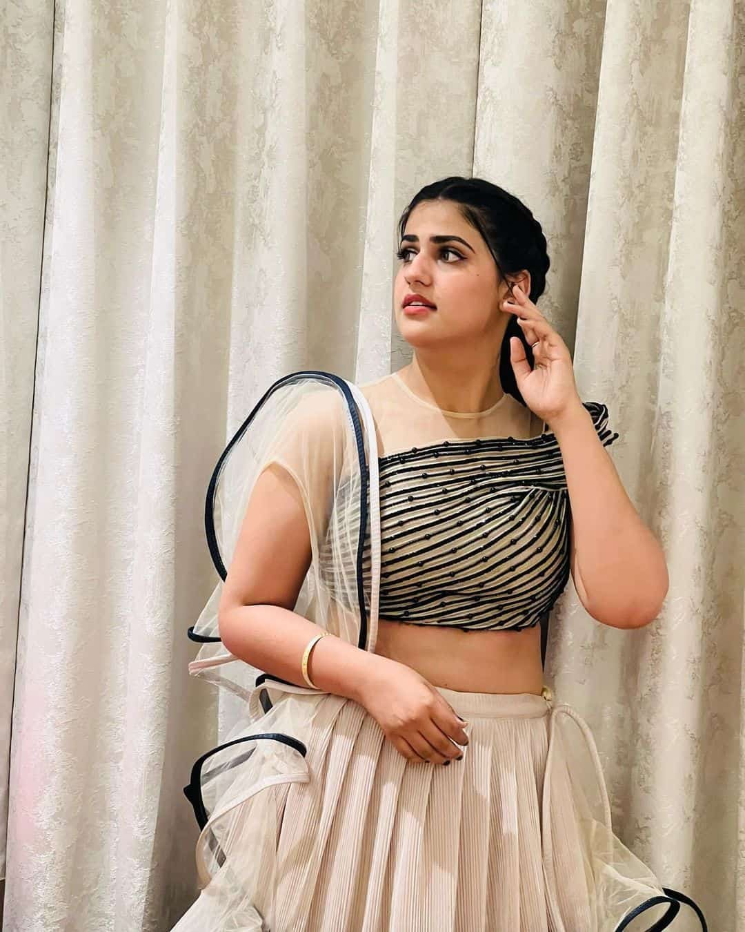 Pranjal Dahiya Wallpaper