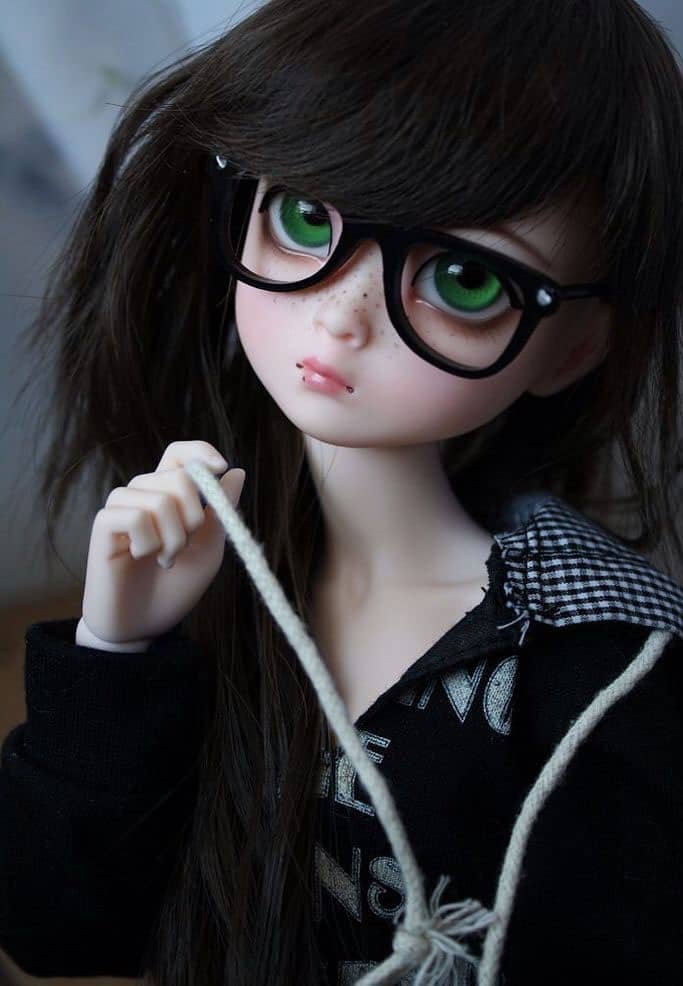Doll Pic DP