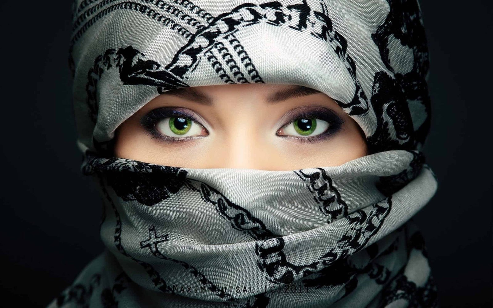 Eye Girls DP for Whatsapp
