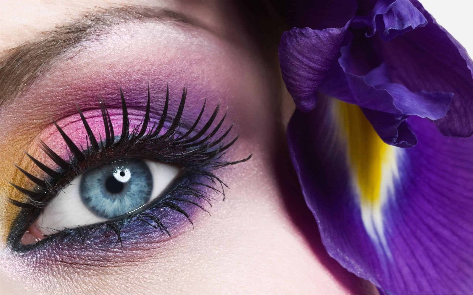 Eye Girls DP for Instagram