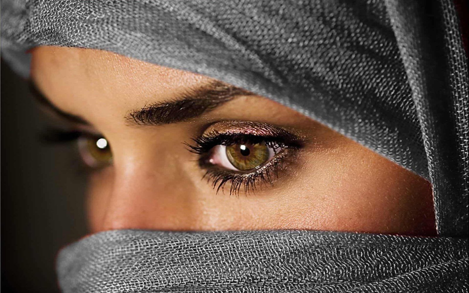 Eye Girls DP for Instagram