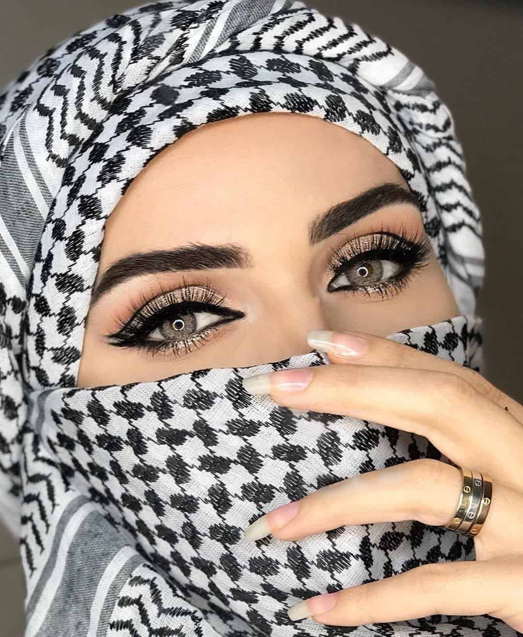 Facebook DP for Girls