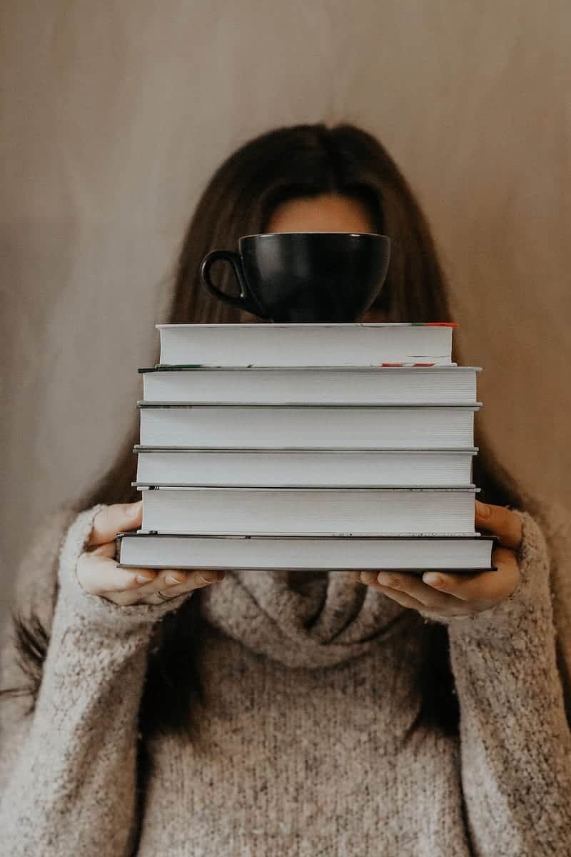 Books Whatsapp DP