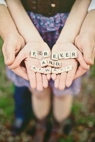 Romantic Couple Hand Pic for DP