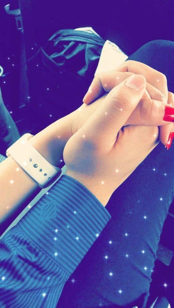 Couple Hands DP