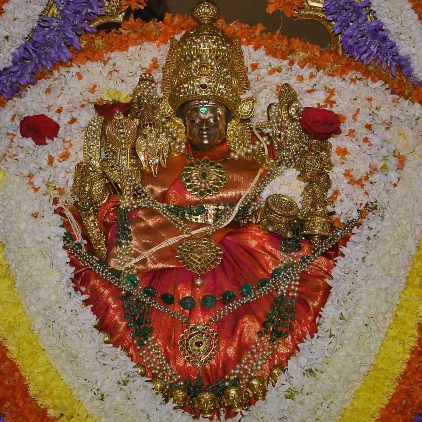 Lord Chamundeshwari Photos