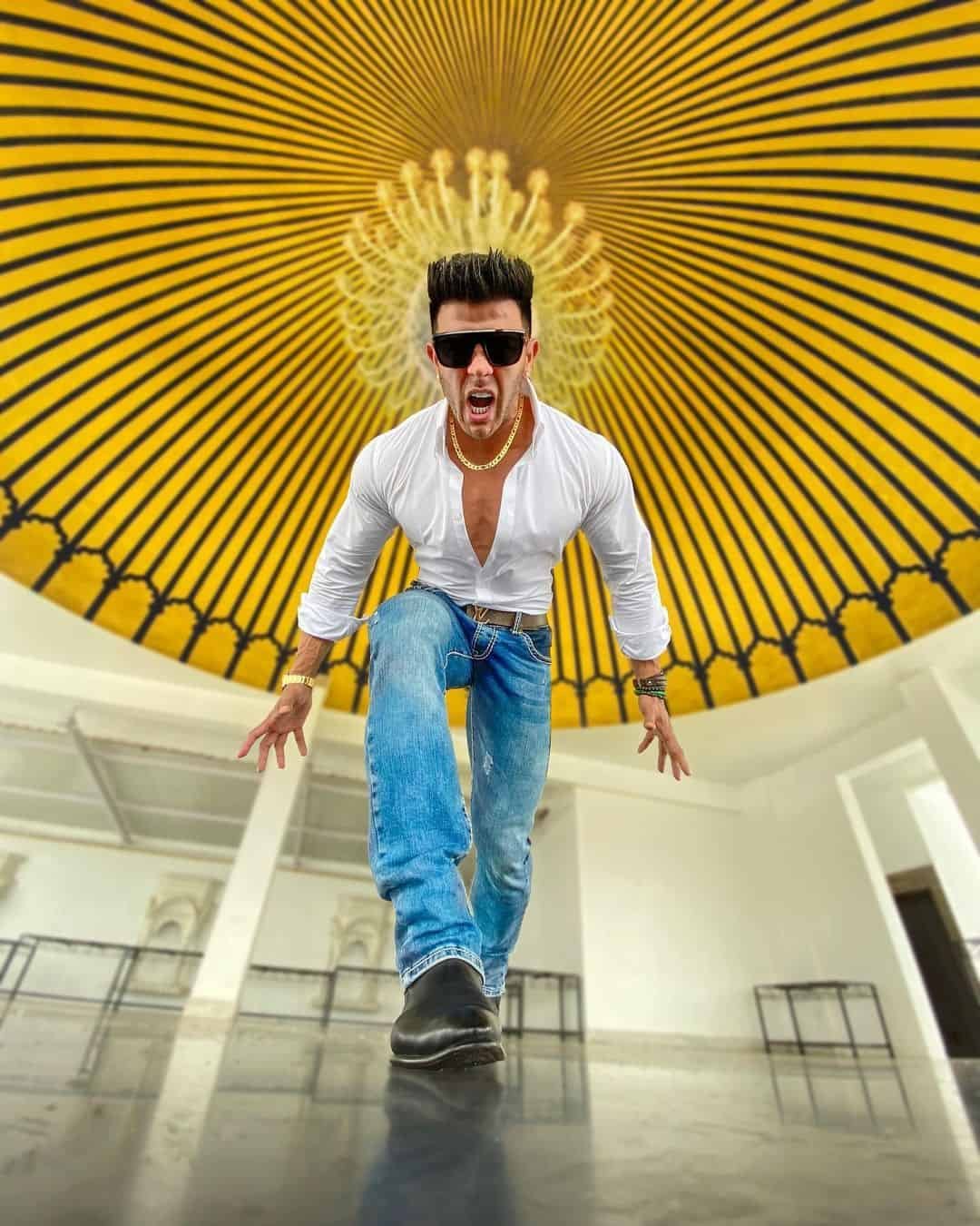 Sahil Khan Old Photos