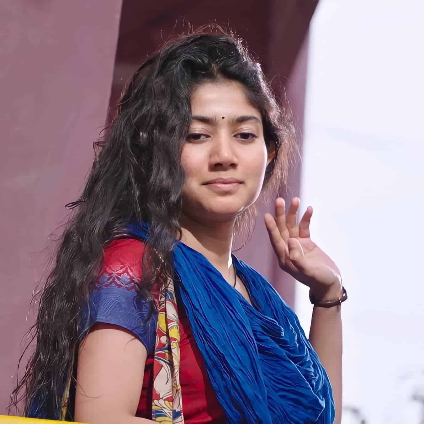 Heroine Sai Pallavi Photos