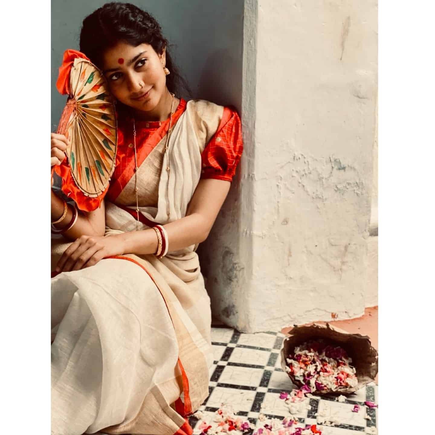 Sai Pallavi Photos in Saree