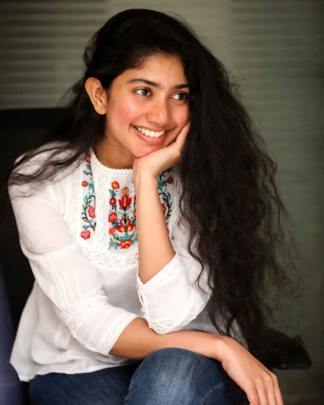 Sai Pallavi Photos in Jeans