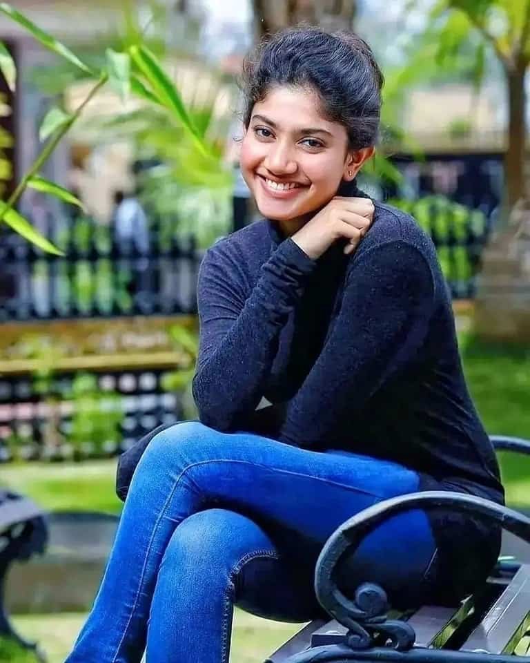 Sai Pallavi Photos in Jeans