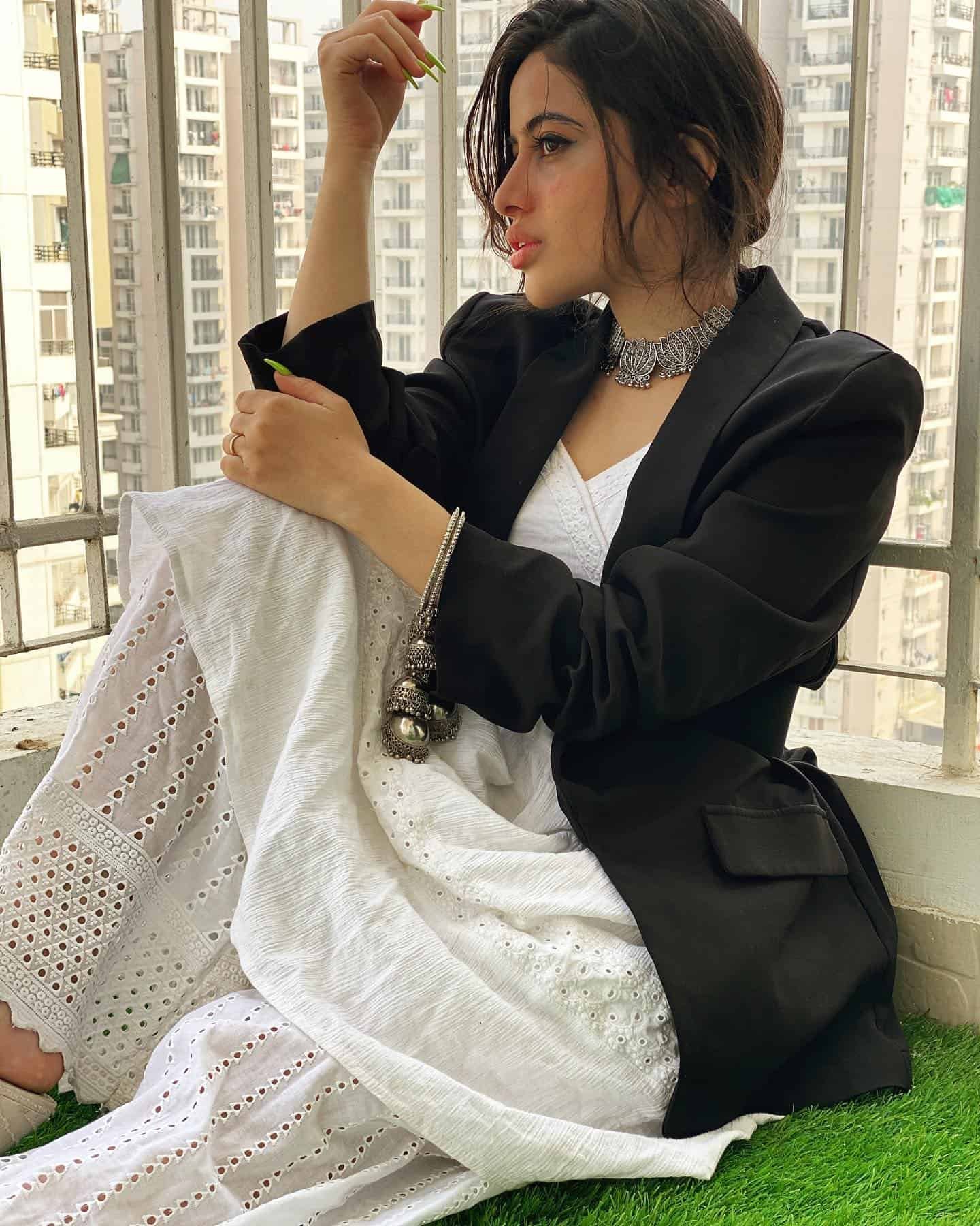 Urfi Javed Pic