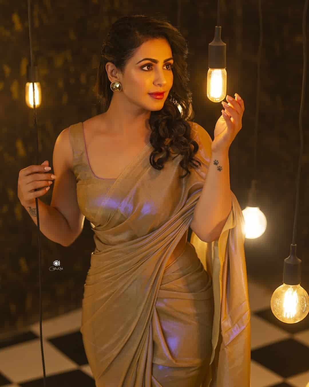 Saree Photo Pose HD